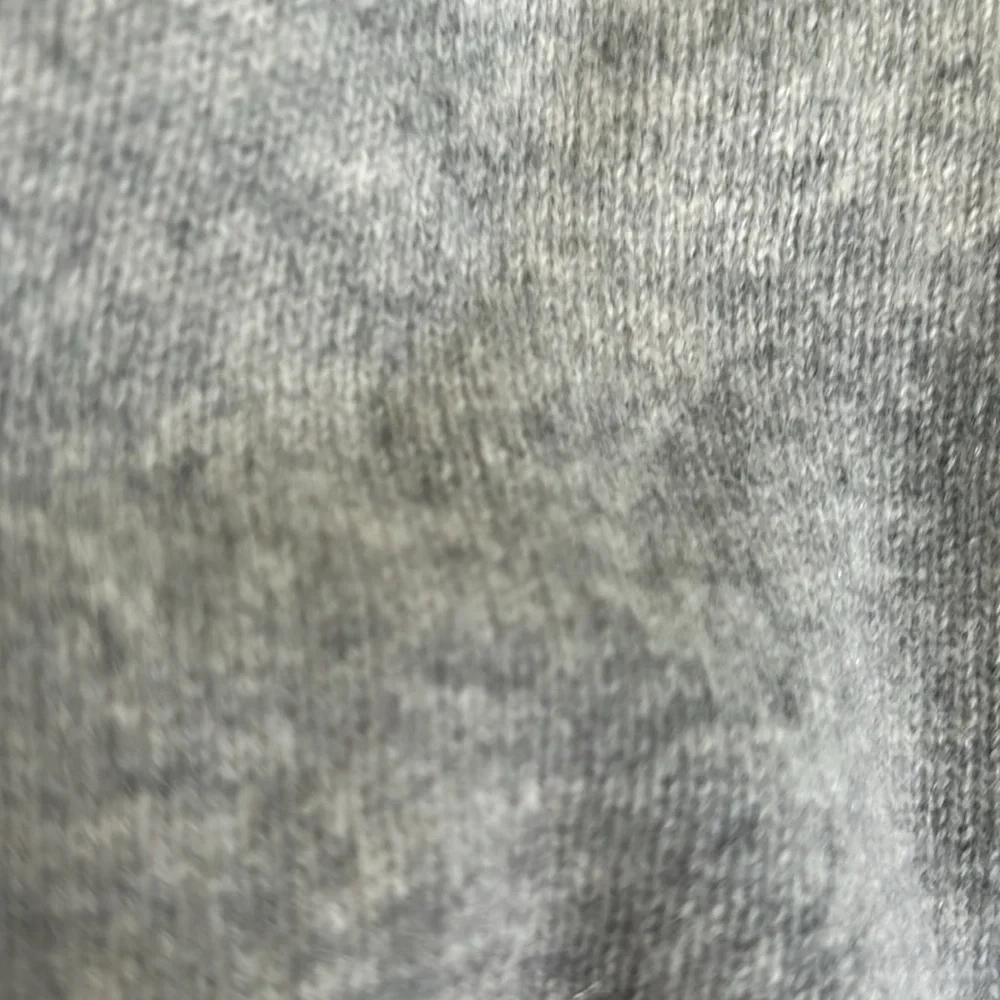 100% cashmere 2-ply TAHARI Vest - Picture 6 of 6
